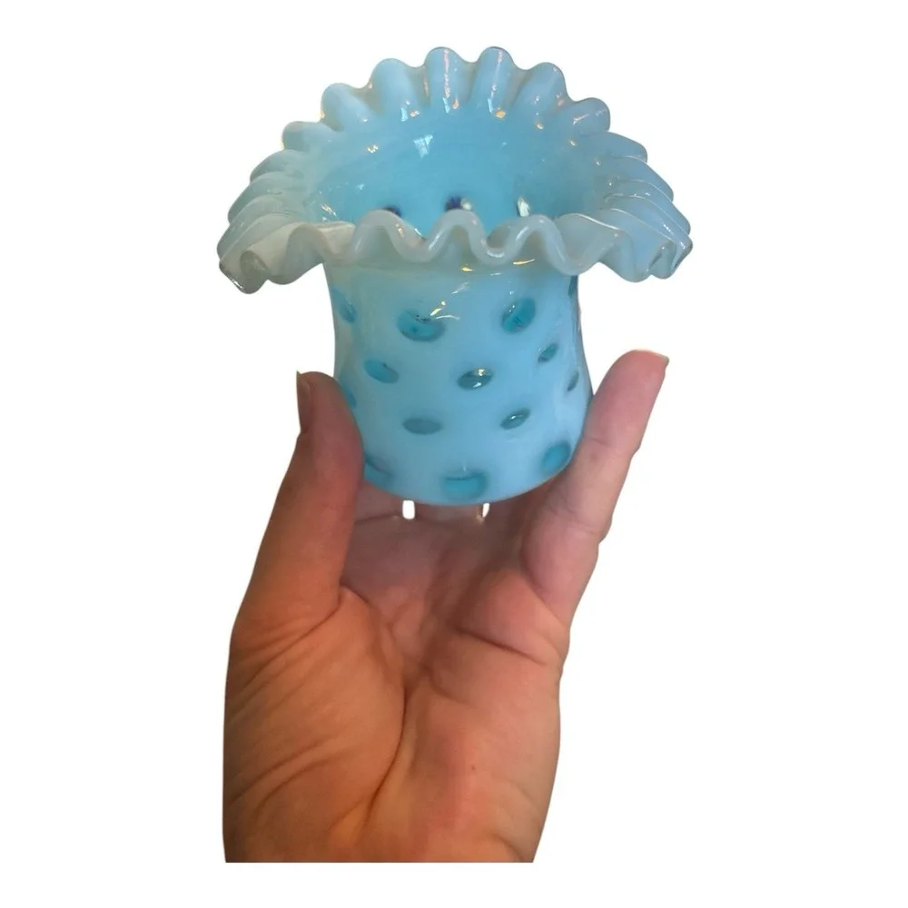 Fenton Turquoise/Aqua Opalescent Coin Dot Ruffled Glass Top Hat Vase 3